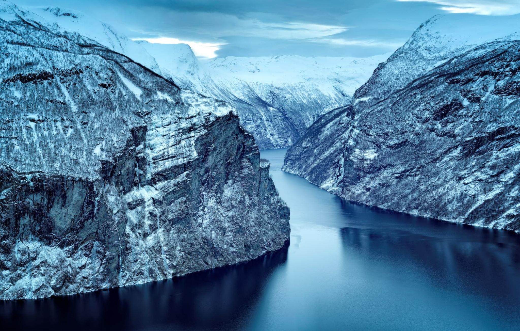 Geirangerfjorden i vinterdrakt