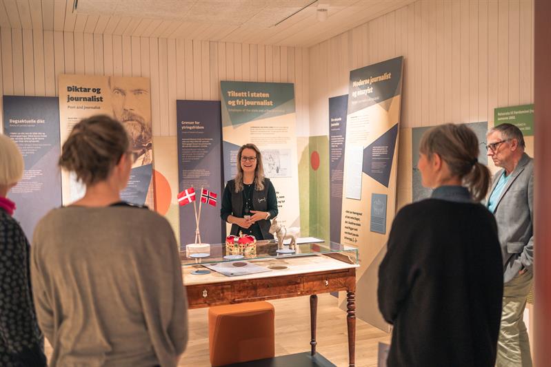 group of guests at the Vinje Center