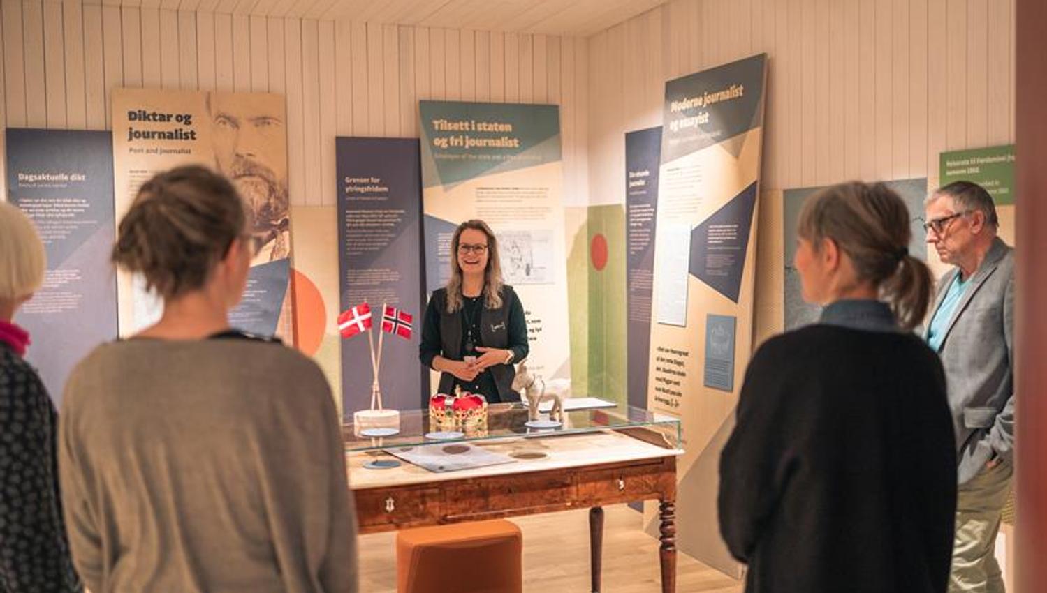 group of guests at the Vinje Center
