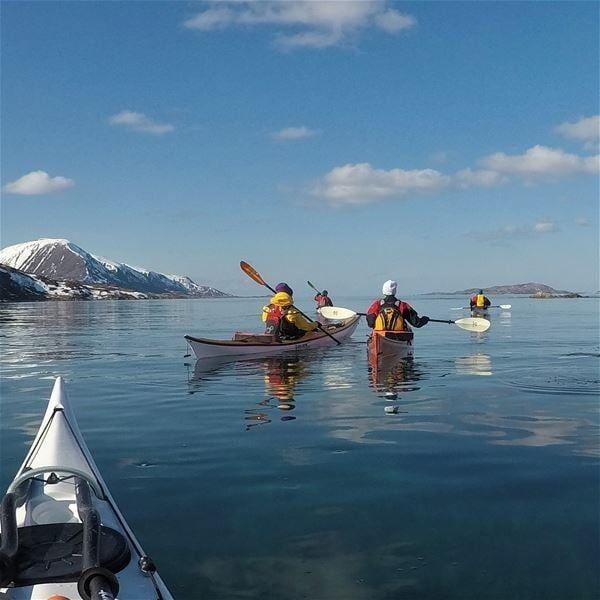 Kayak trip in the winter