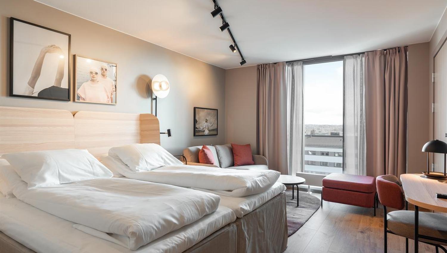 Standard double room at Scandic Hamar