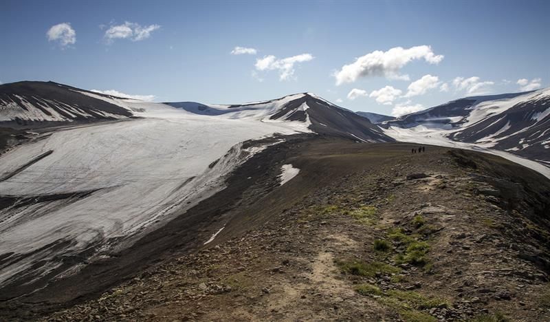 Nordenskiöldfjellet: Topptur til fots - Svalbard Wildlife Expeditions