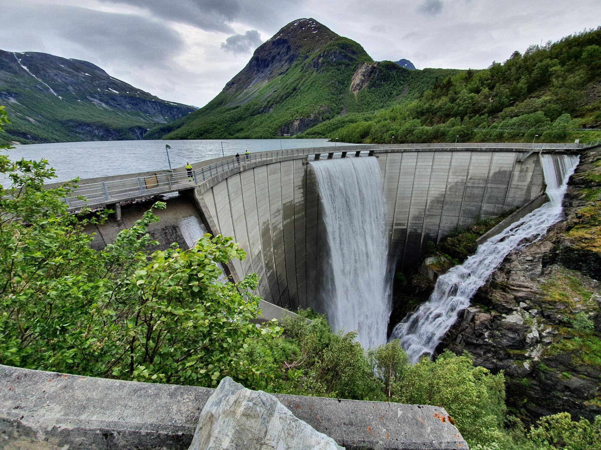 The Zakarias dam