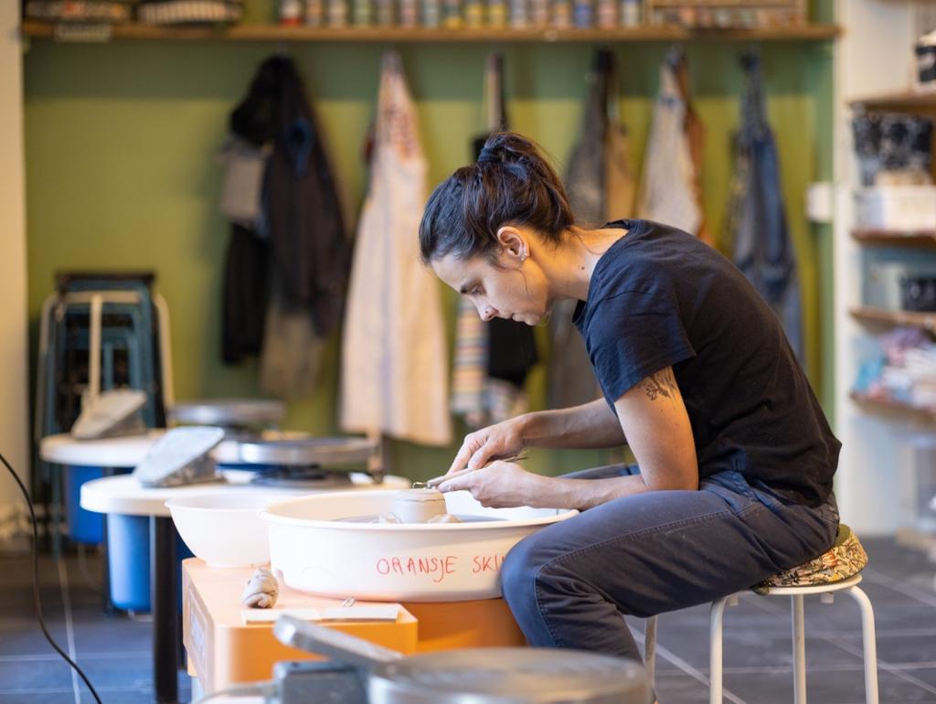 Summer Week for Adults – 40 Hours of Ceramics in 5 Days