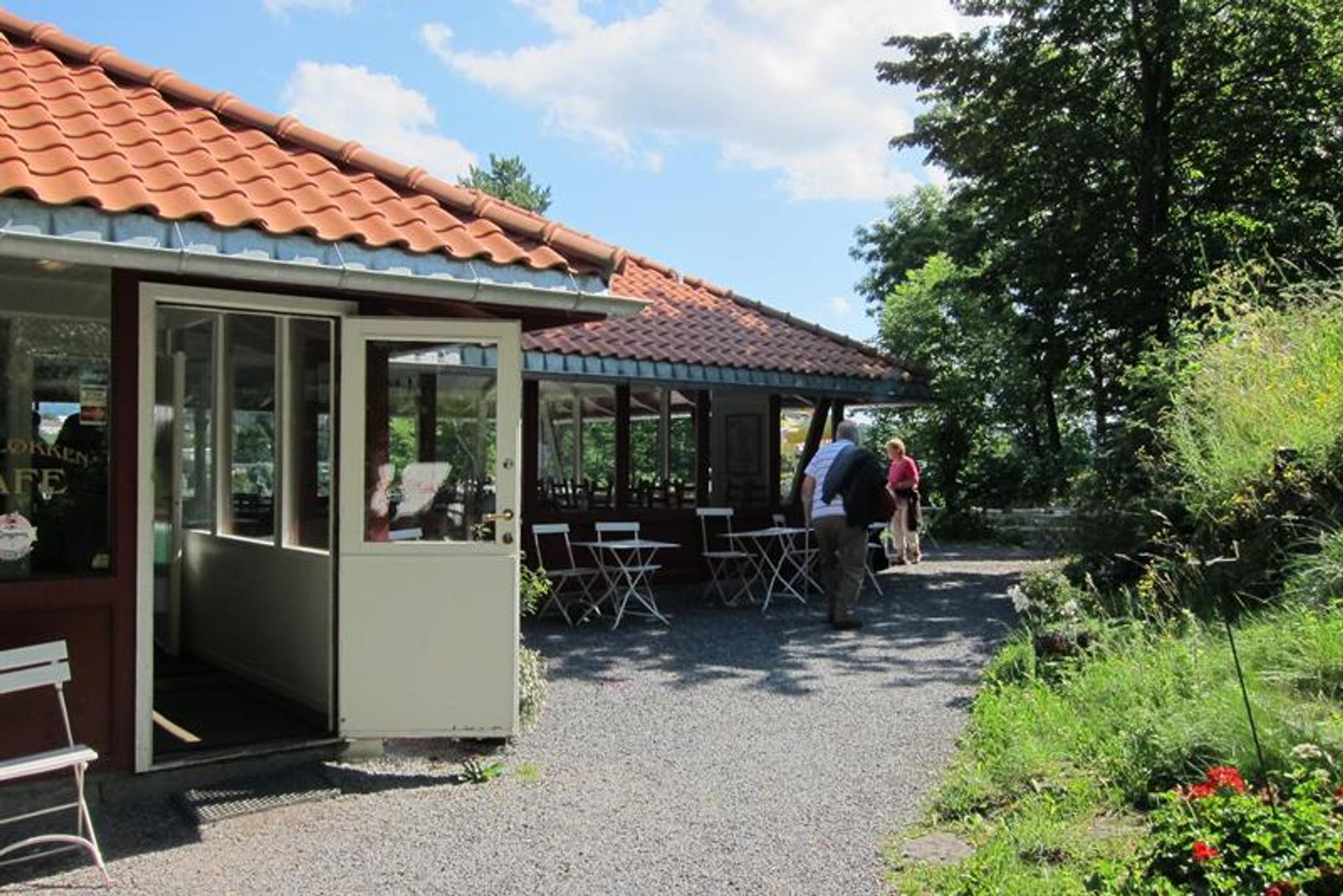 From the outdoor seating at Bygdø Royal Manor