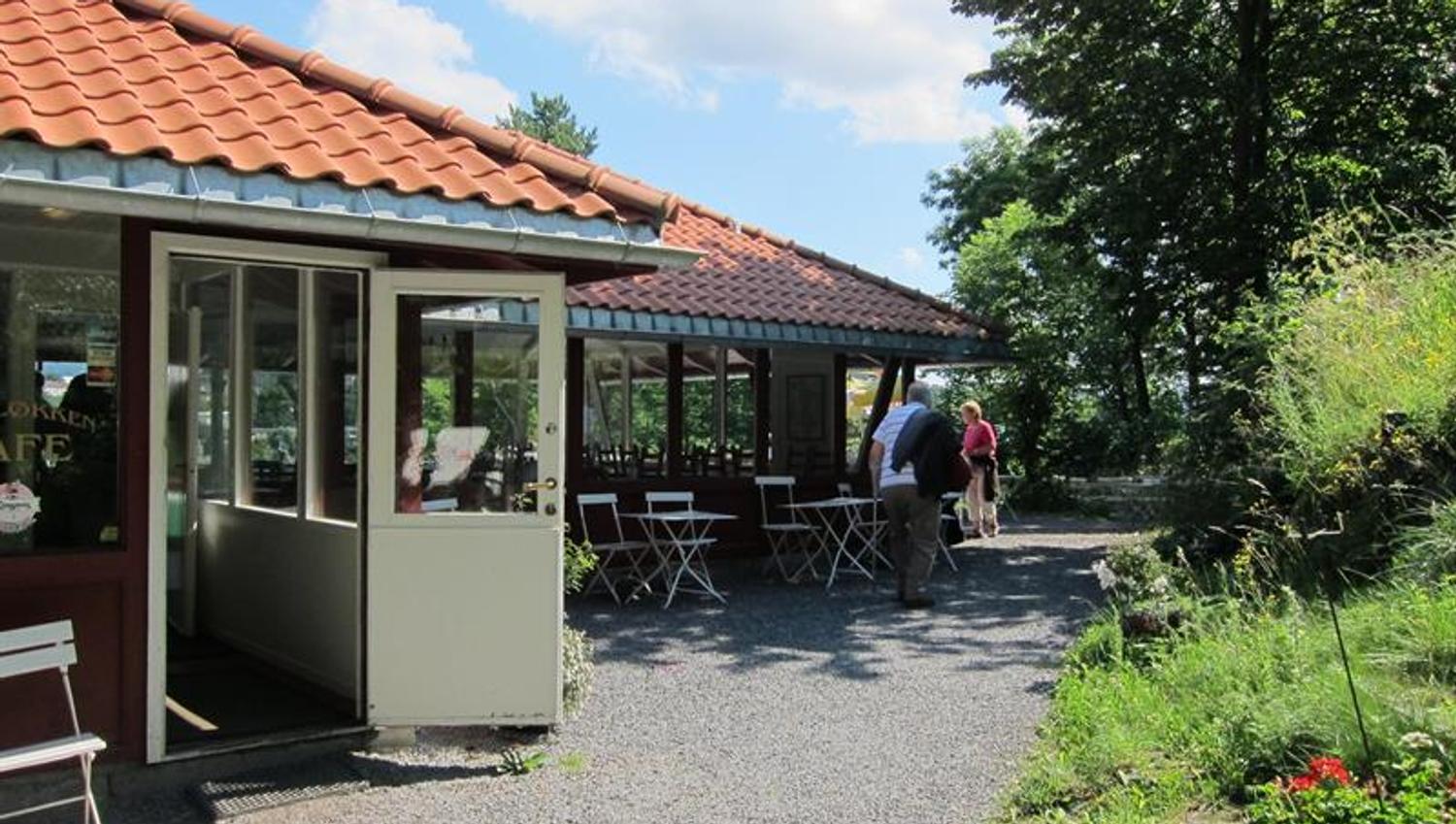 From the outdoor seating at Bygdø Royal Manor