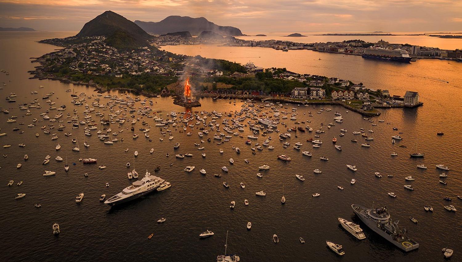 Midsummer celebration i Ålesund
