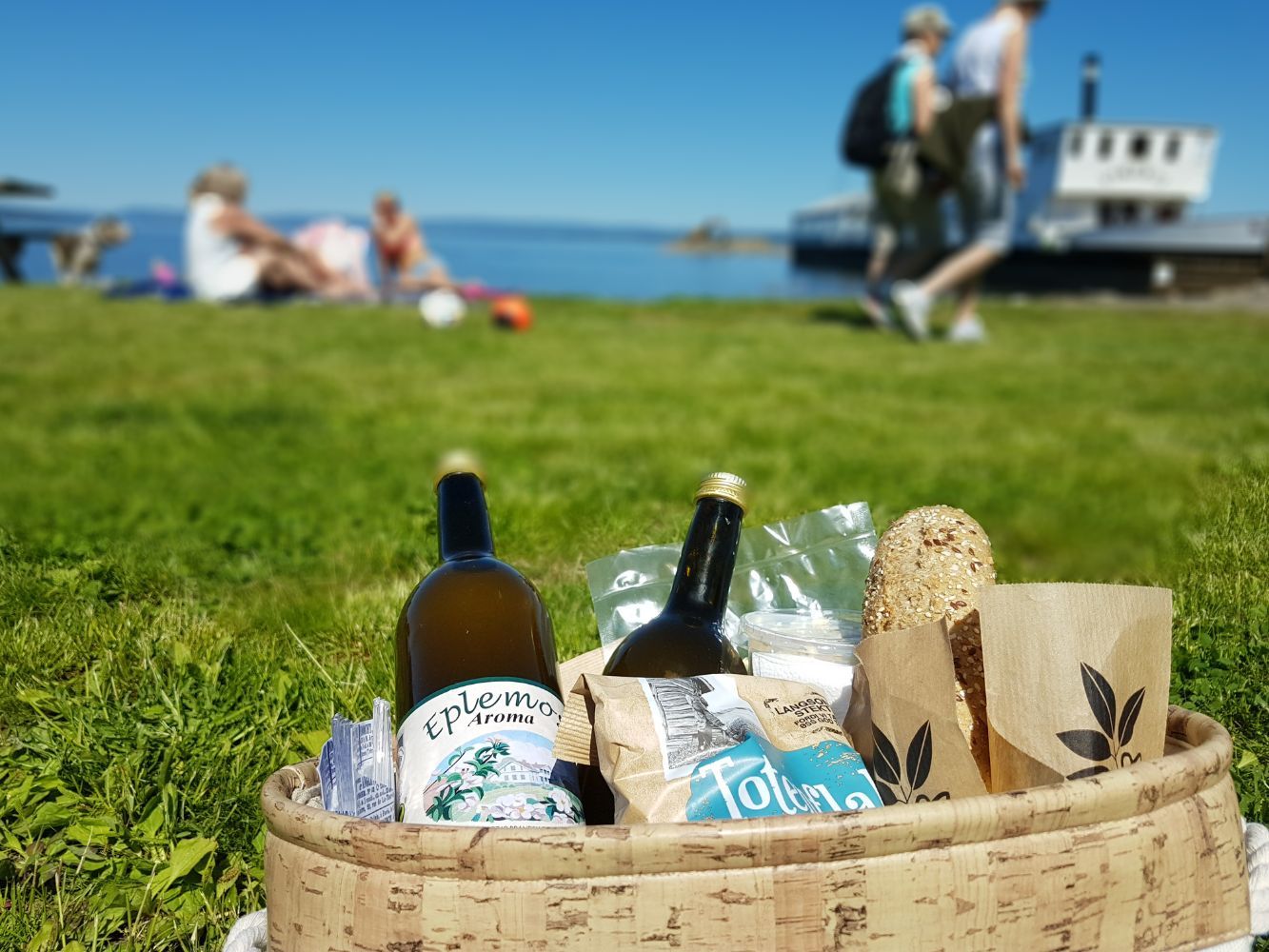 Piknikkurv i Evjua Strandpark
