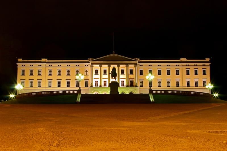 The Palace during night.
