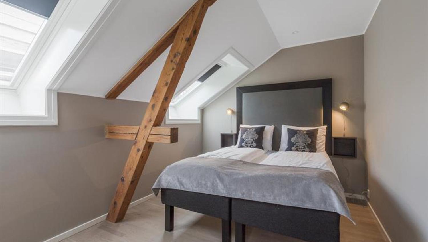 Double bed under pitched roof