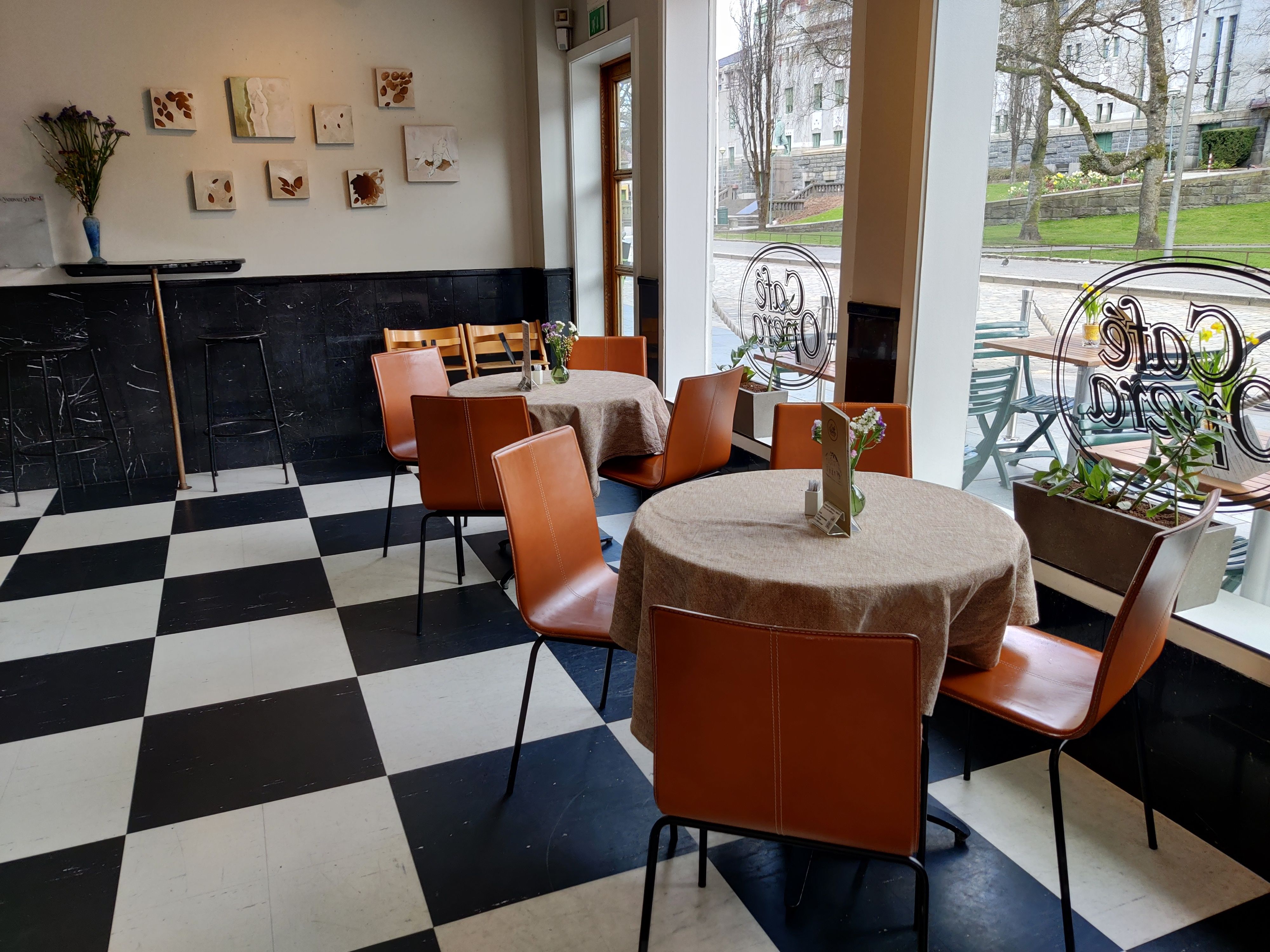 Café Opera
