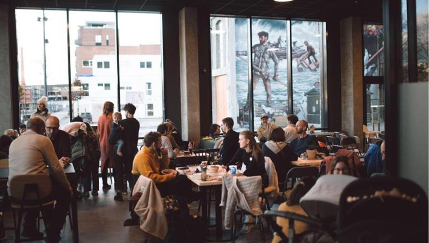 guests at Blackbird