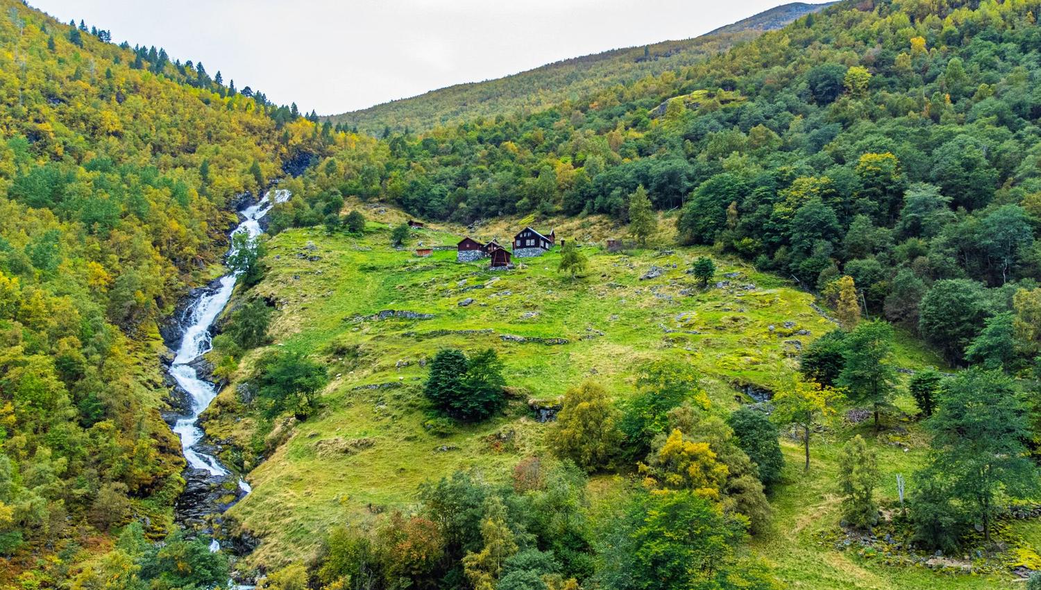 Utladalen, Årdal