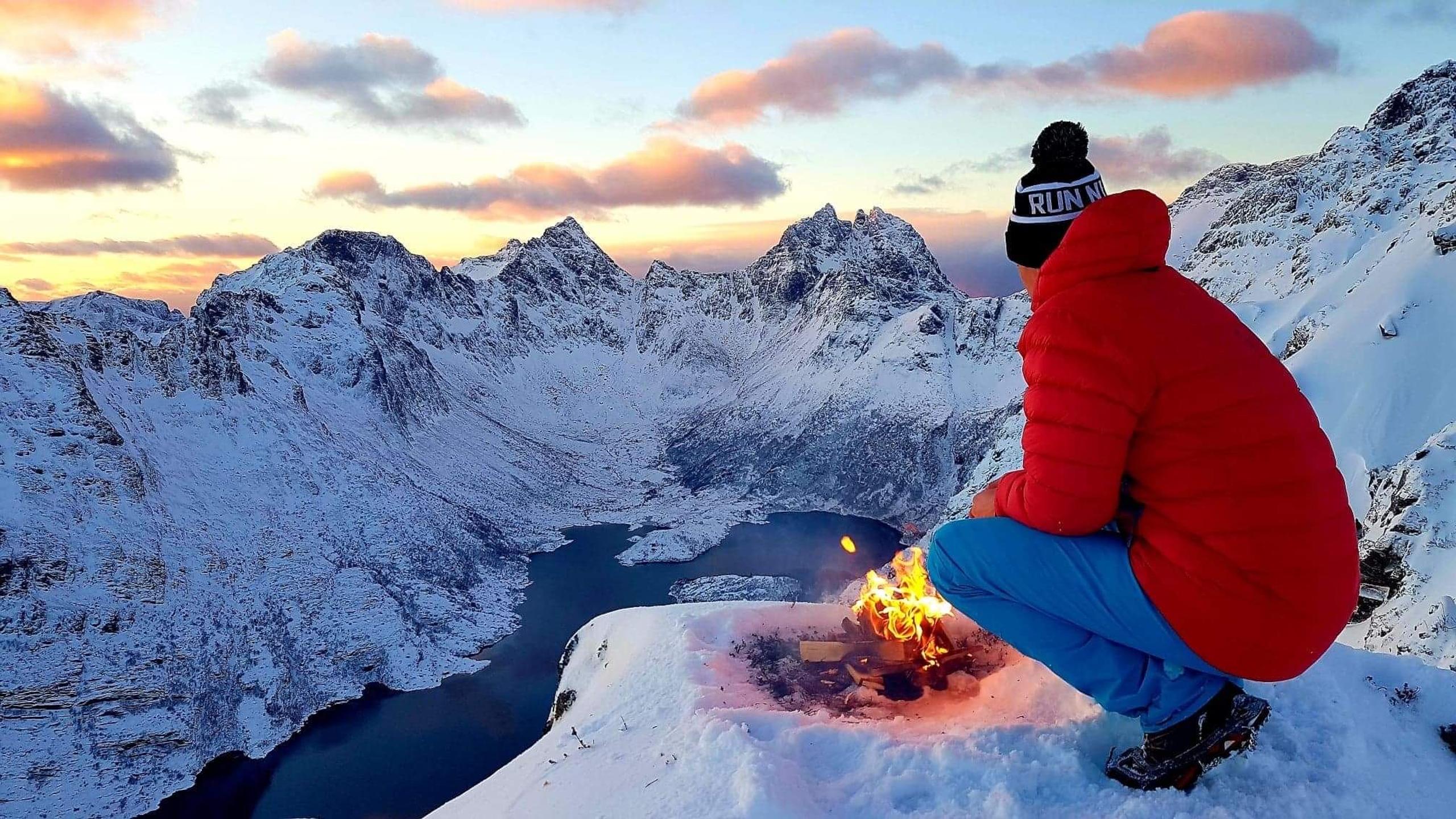 Tailor-made winter hikes in the Lofoten Islands
