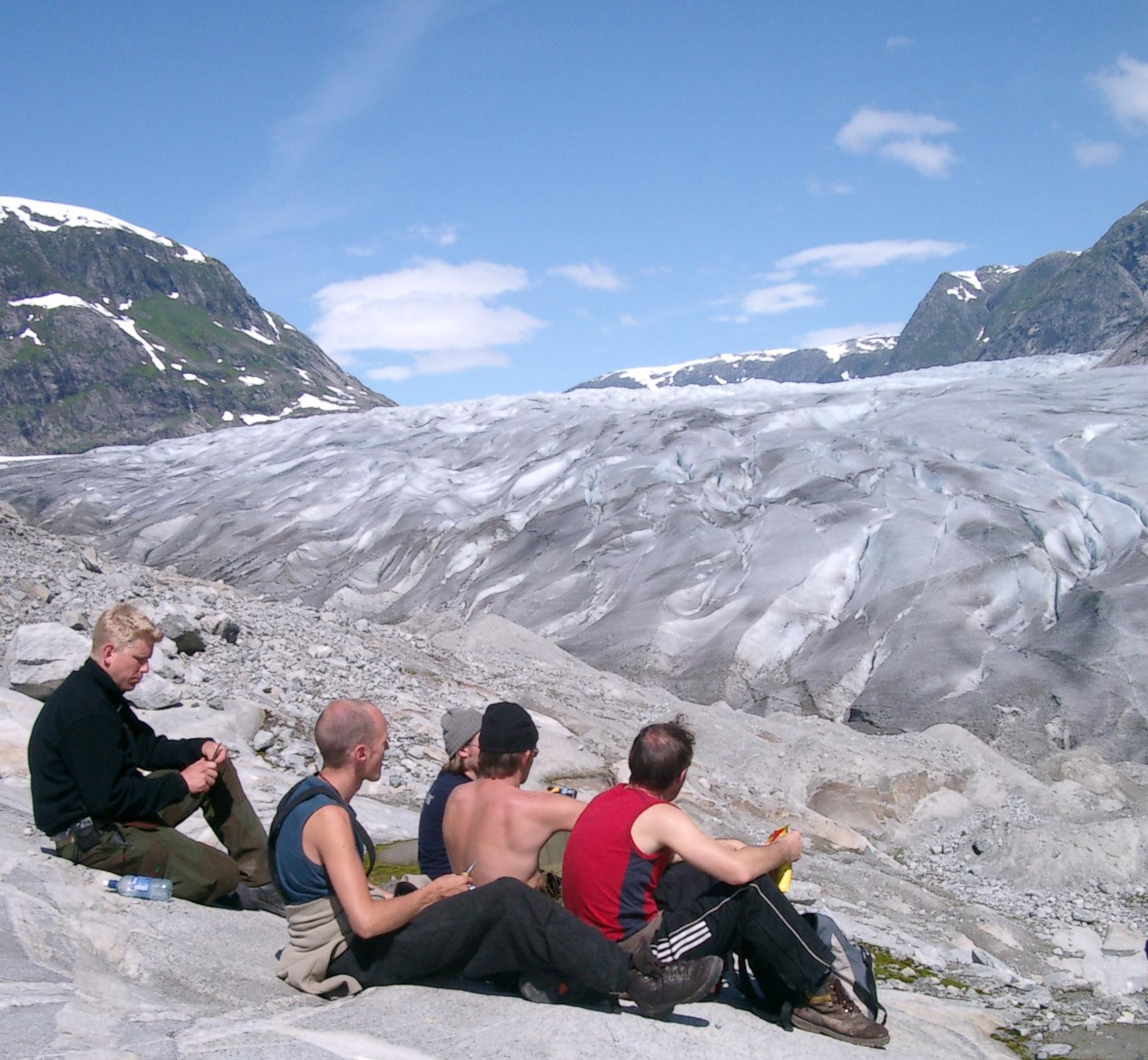 Tunsbergdalsbreen, Leirdalen / Luster