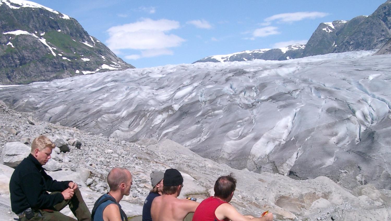 Tunsbergdalsbreen, Leirdalen / Luster