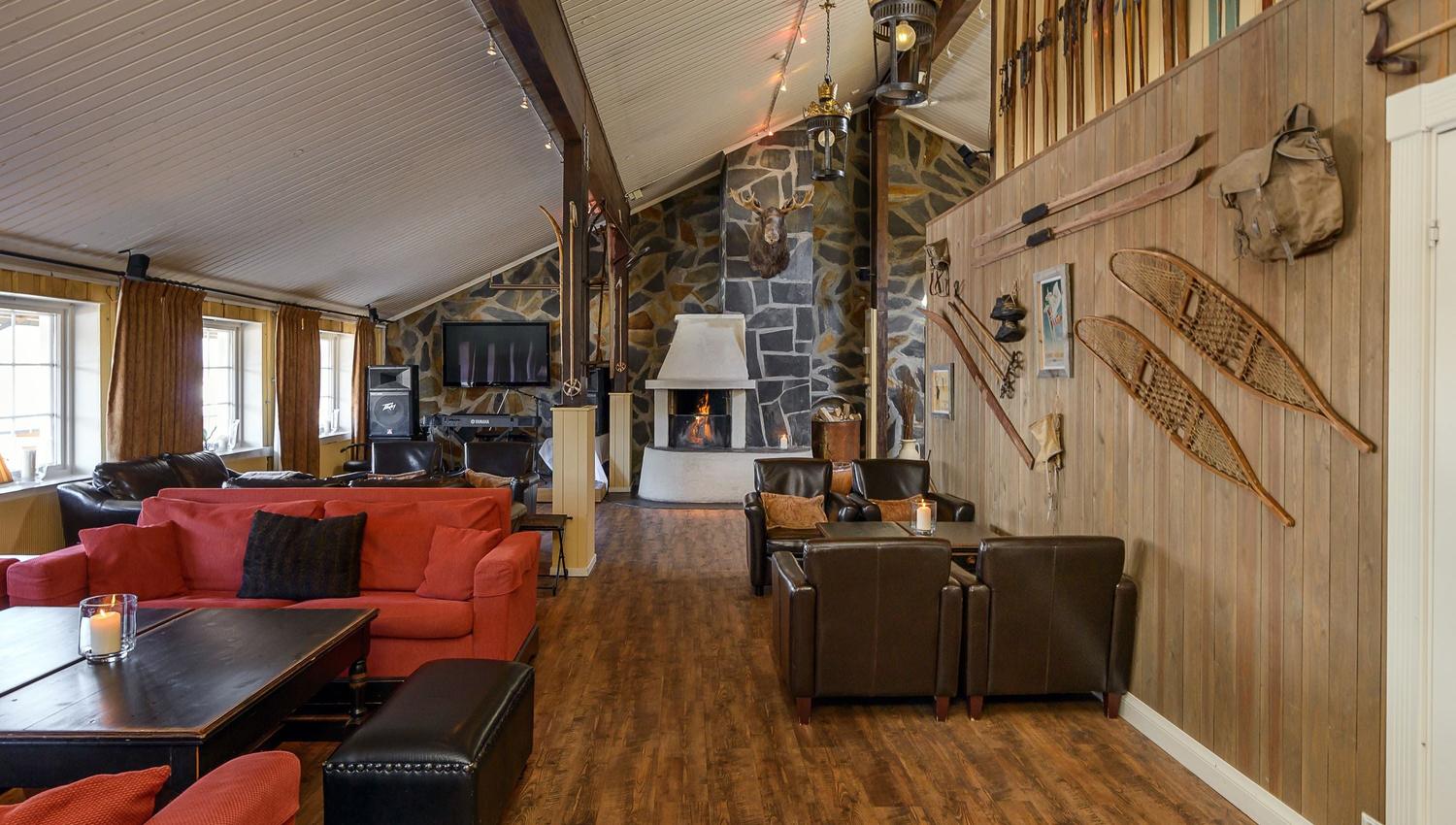 Die Kaminlounge im Hafjell Hotel