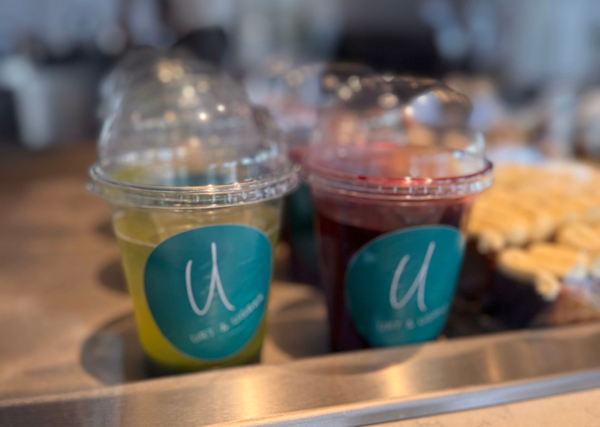 Ferskpressa juice på Urt & Ugras.