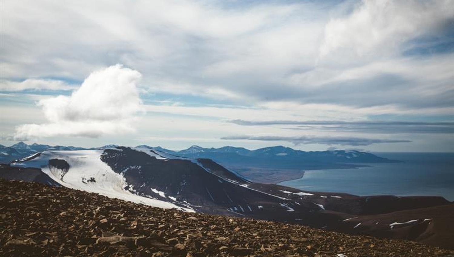 View from Nordenskiöldtoppen towards Isfjorden