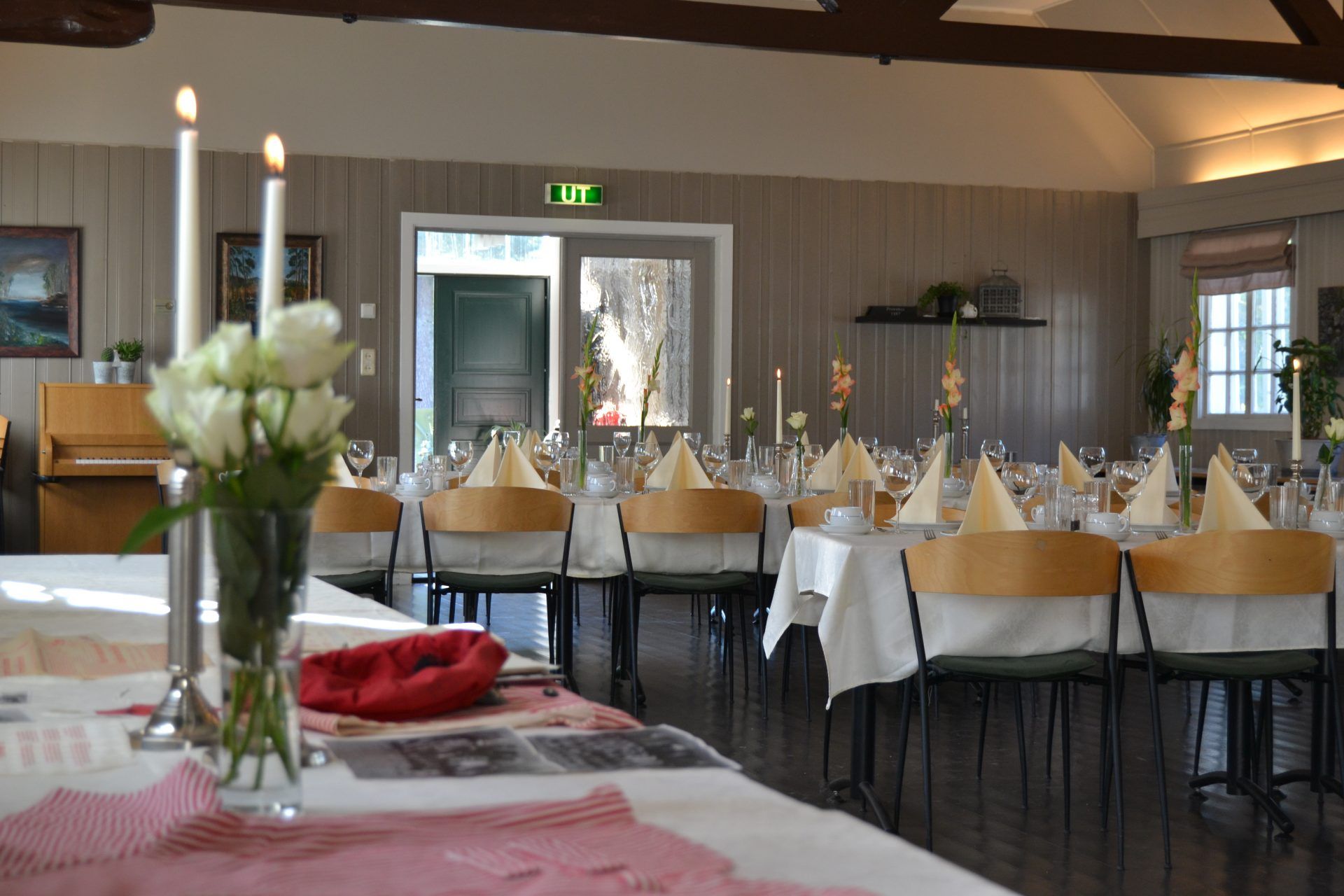 inne på restaurant fortet