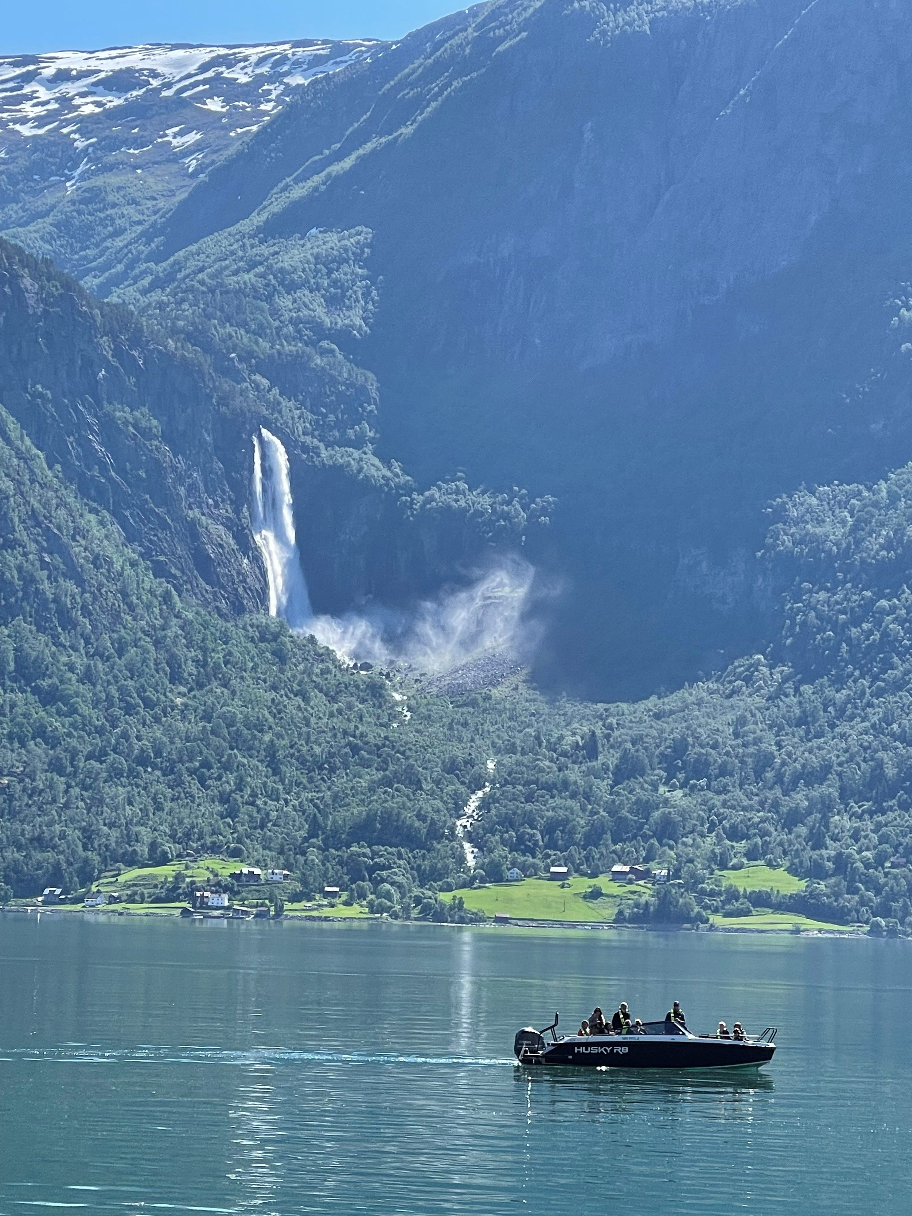 Luster Fjordhytter - Båtutleige