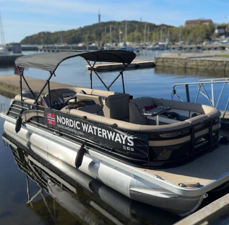 Pontoon Boat