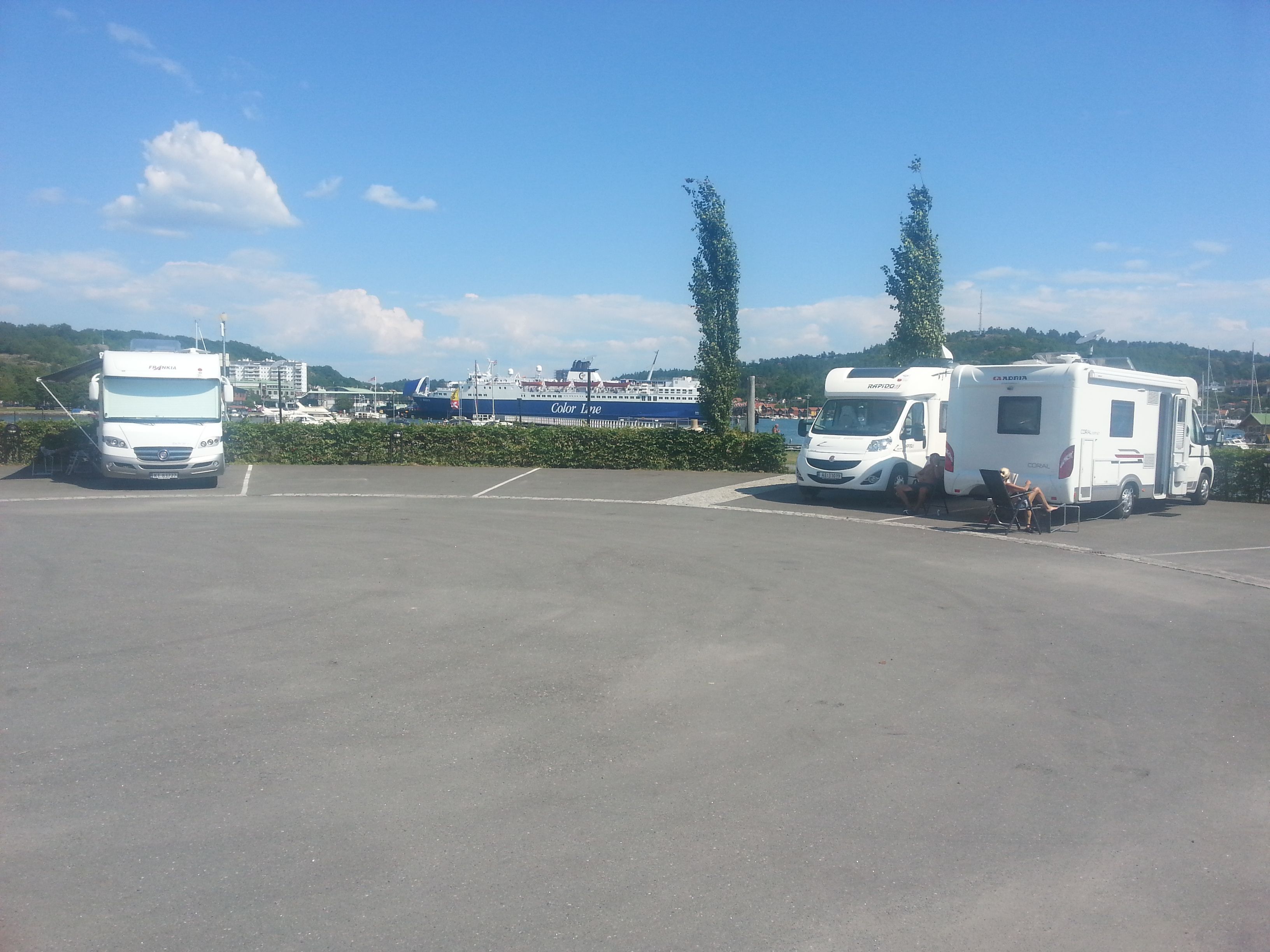 Bobiler parkert på Sandefjord Bobilpark