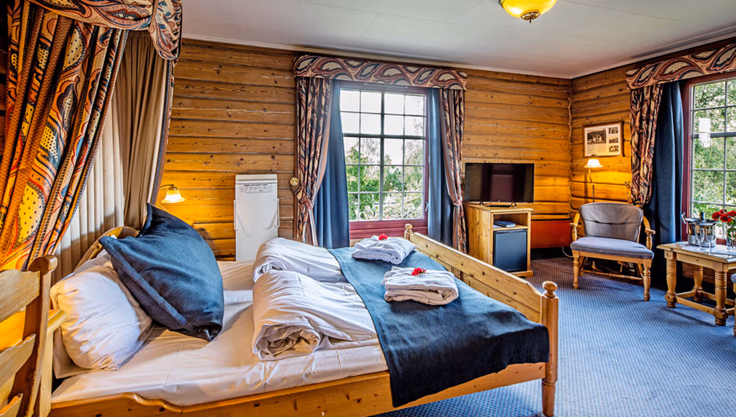 historic room at the Straand Hotel
