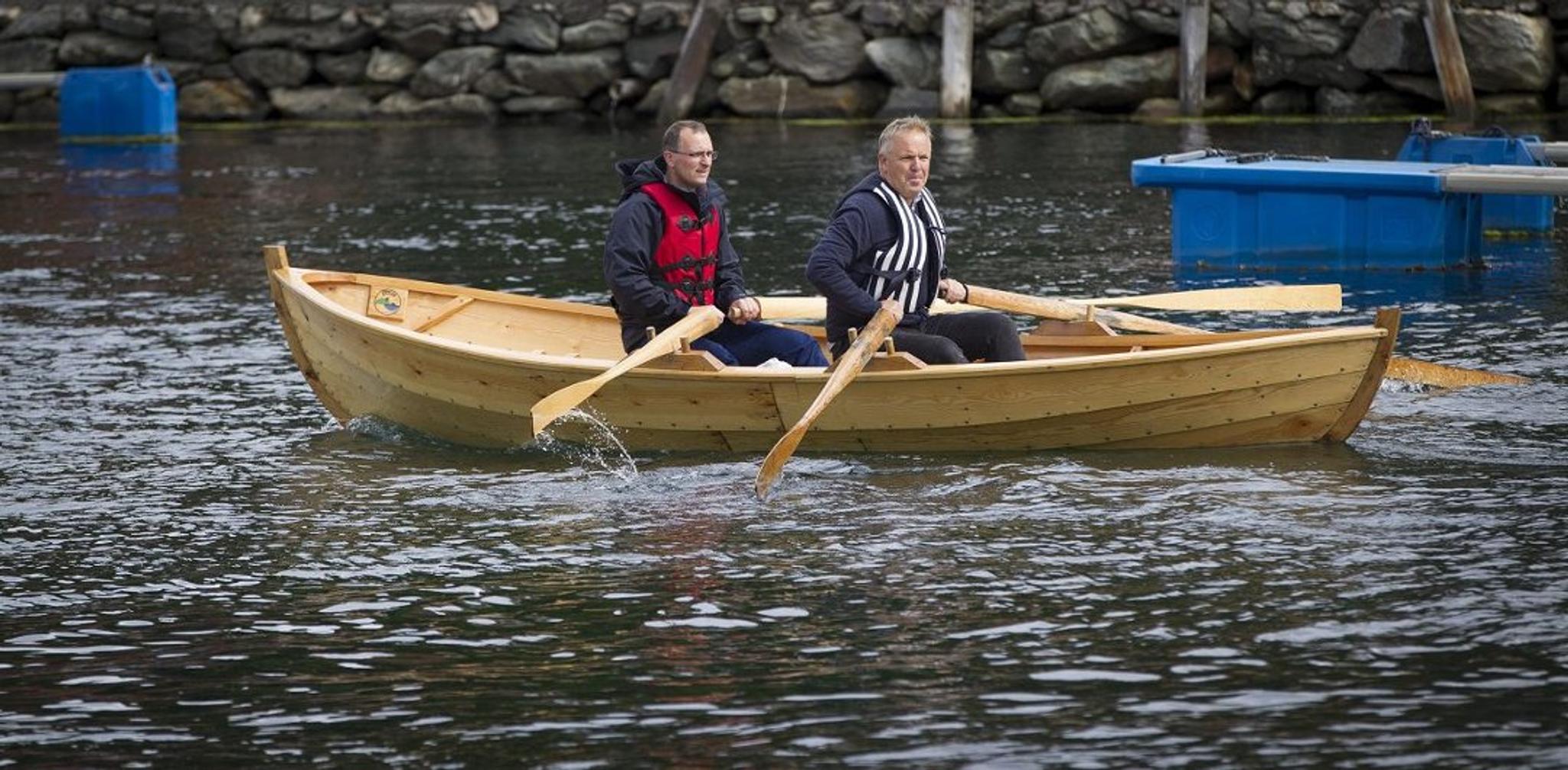 Hire a rowing boat in Haugesund near Dokken Museum