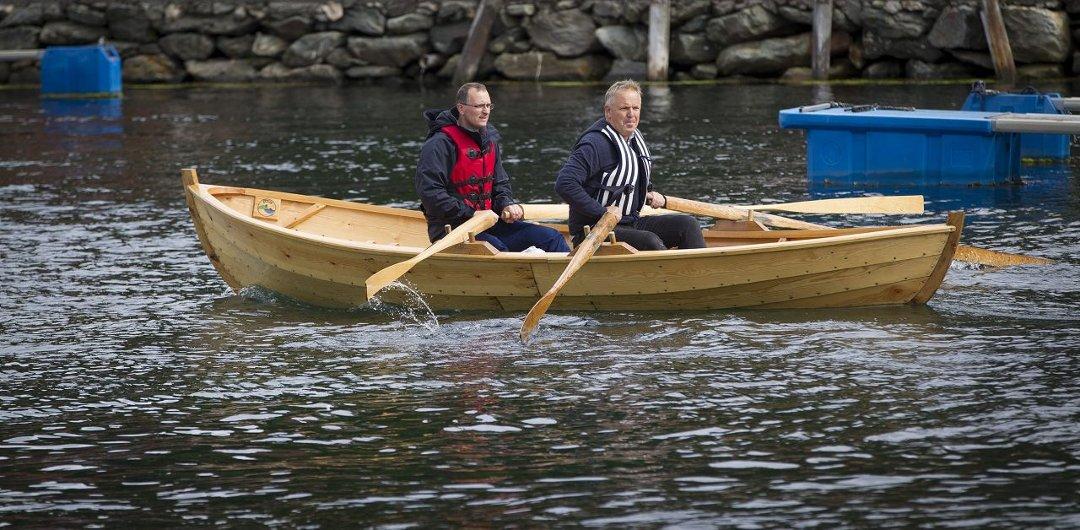 Hire a rowing boat in Haugesund near Dokken Museum