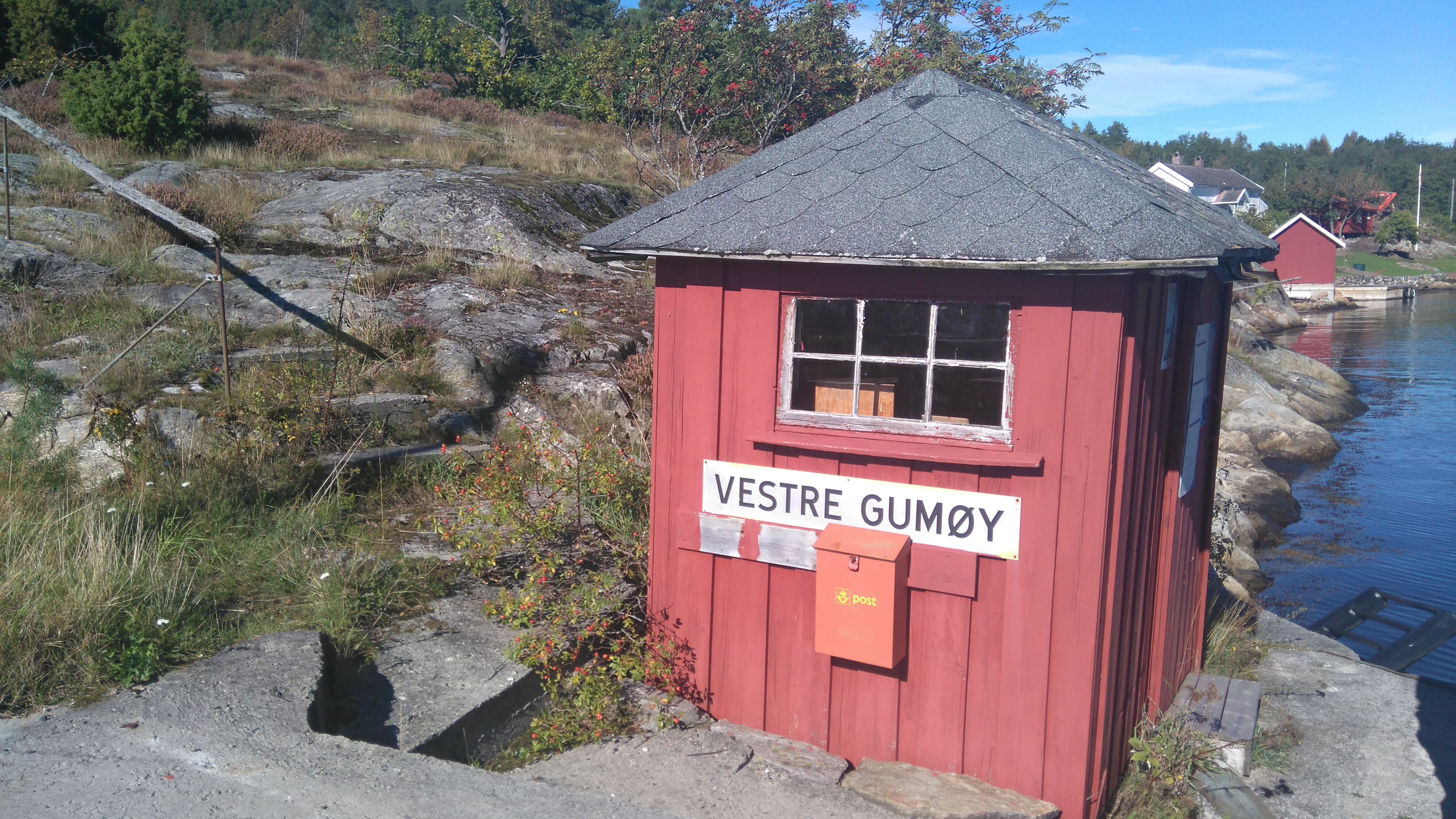 Vestre Gumøy pier