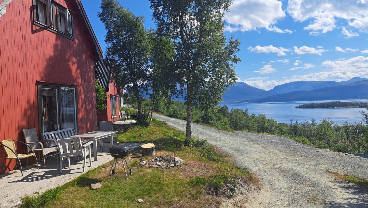 Finnkroken Feriehytter om sommeren