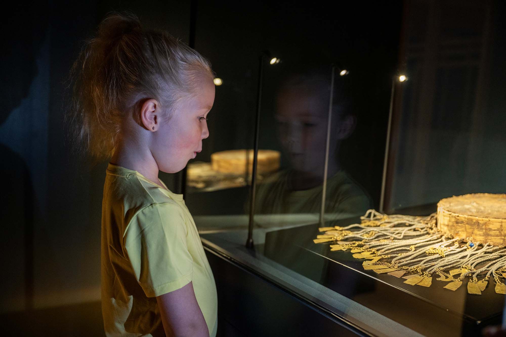 Girl admiring the Bindals drum