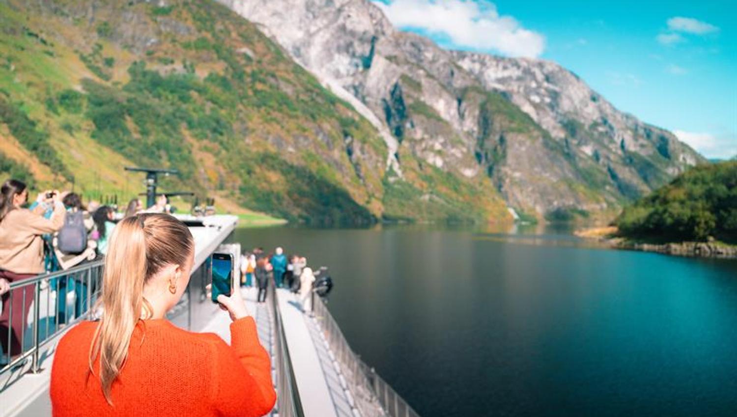 Fjord cruise on the Nærøyfjord