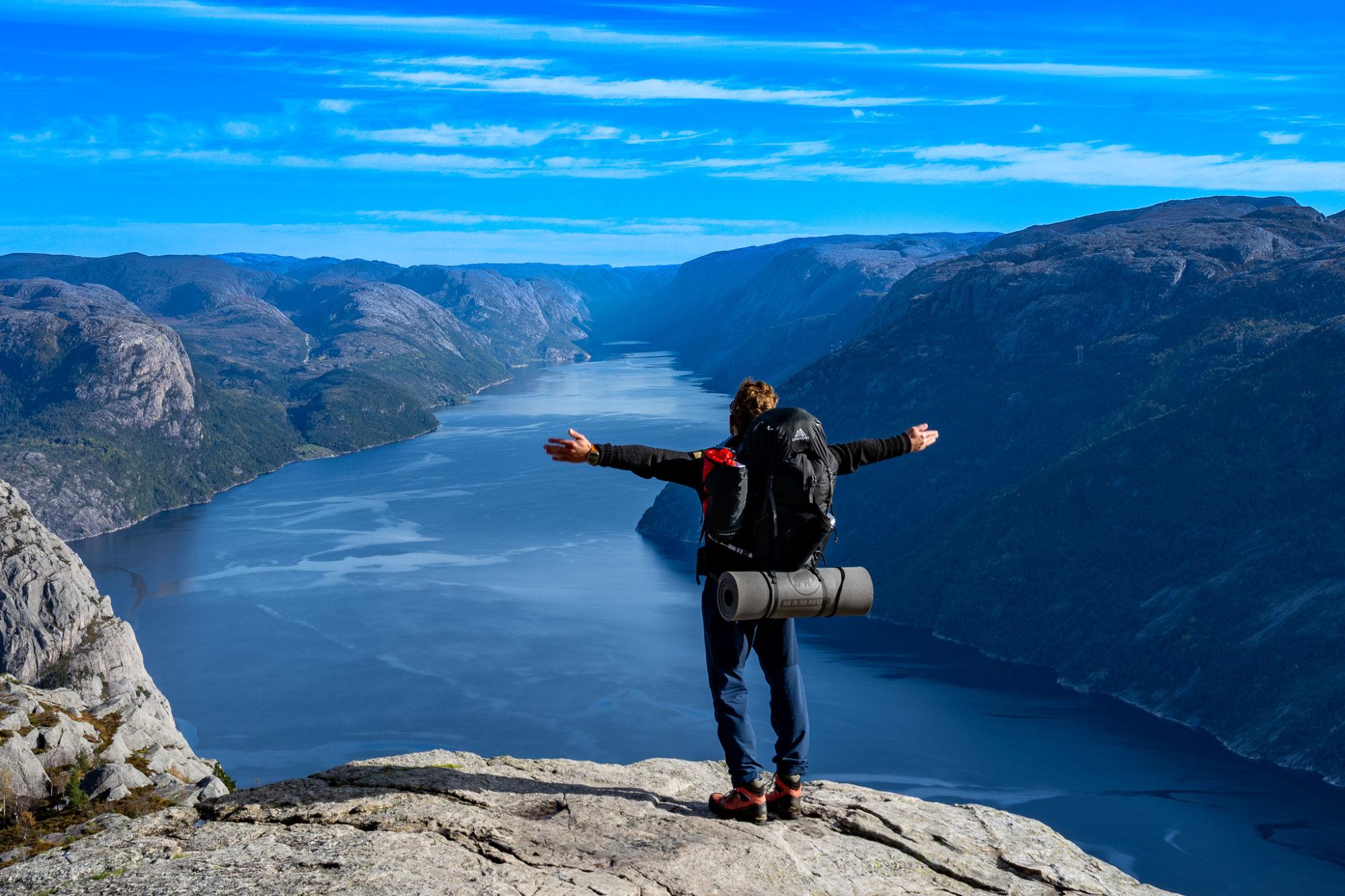Guided hike to Pulpit Rock (Preikestolen