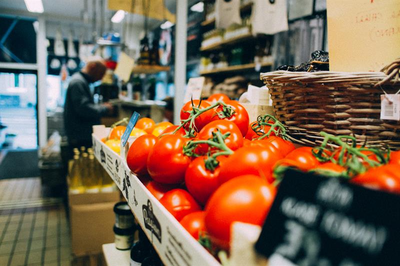 Detail photo of tomatoes.