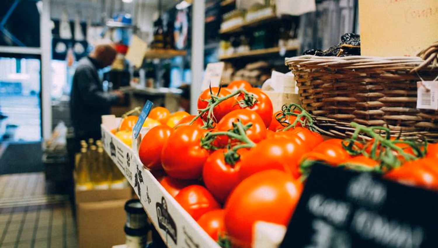 Detail photo of tomatoes.