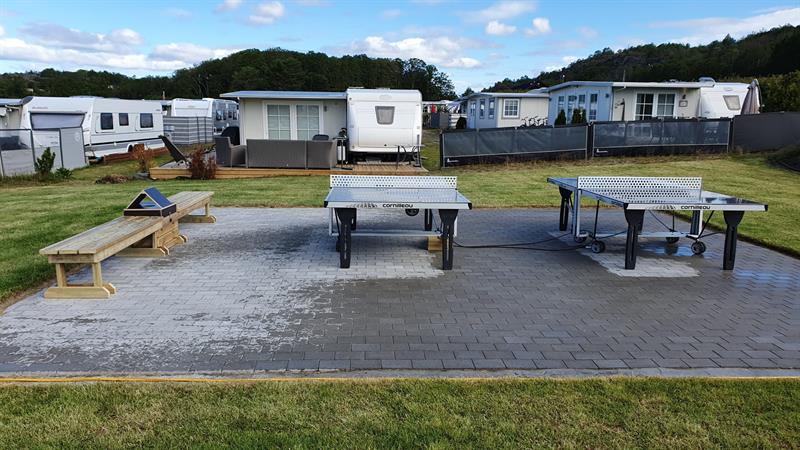 Table tennis