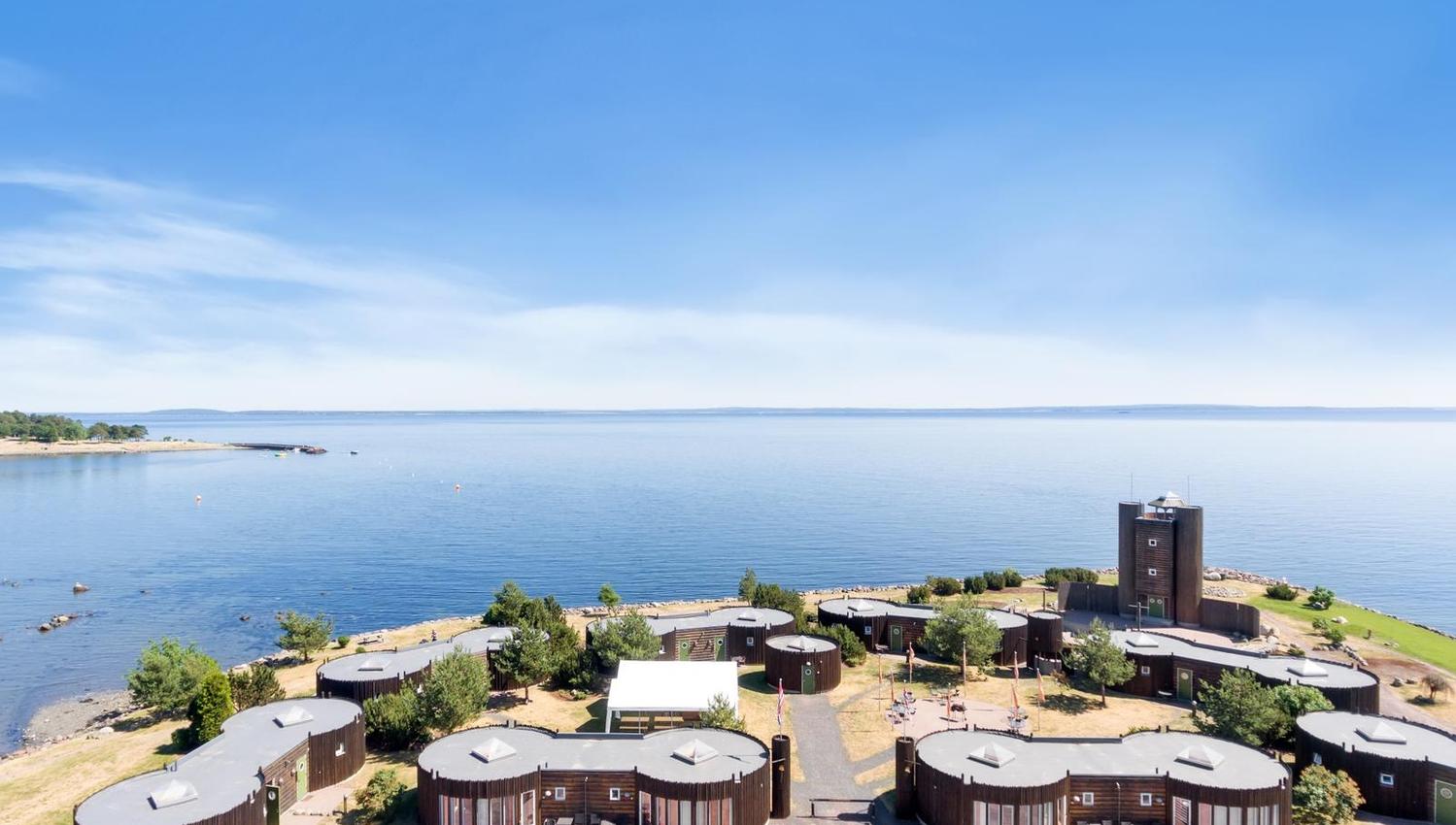 Furustrand cabins with a view of the sea