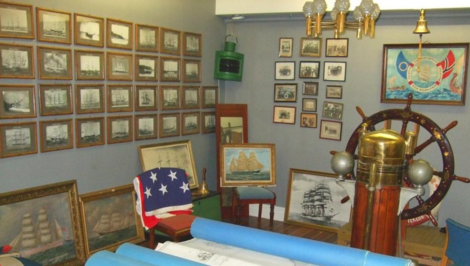 Risør Seilskuteklubb exhibition at Risør Rådhus