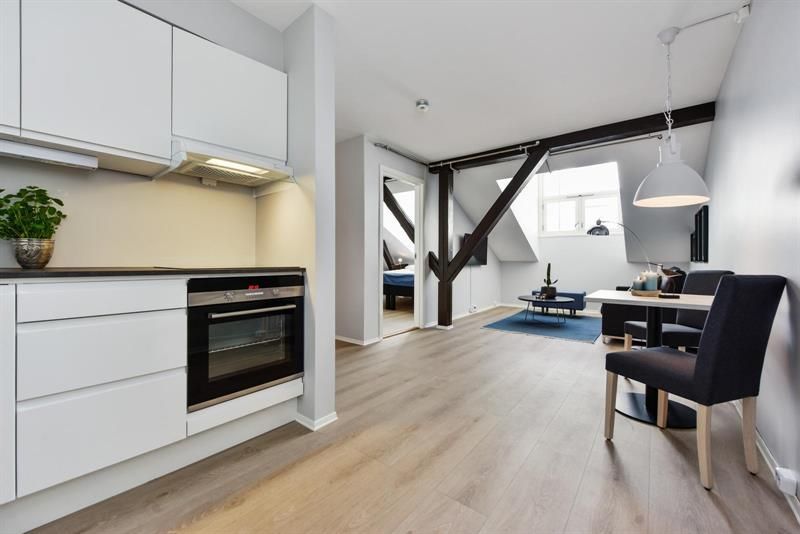 Open plan kitchen, living and dining room solution