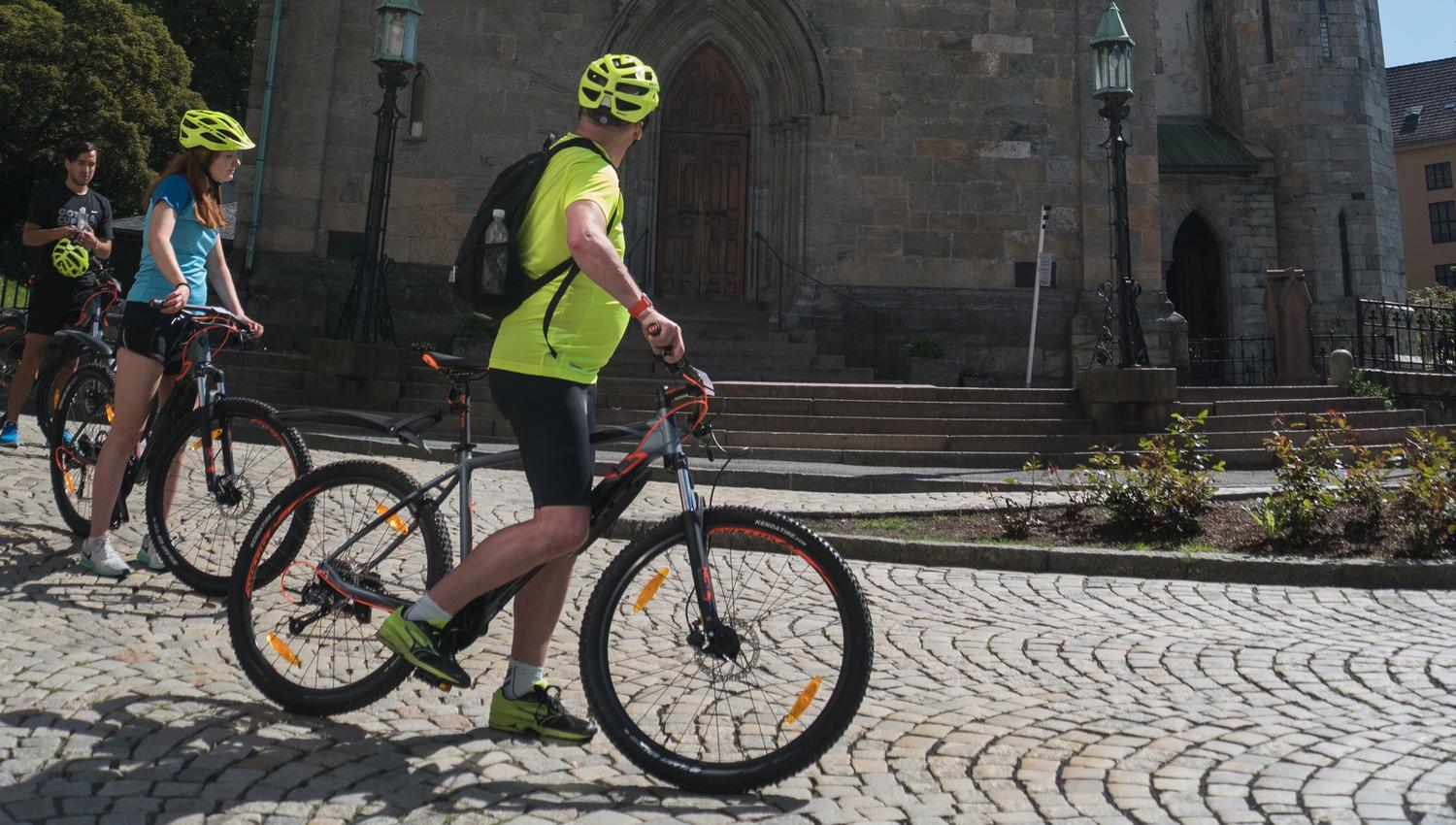 See Bergen from your bike