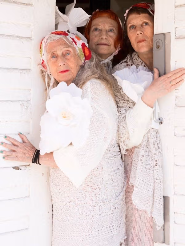 The woman(s) and the black bird