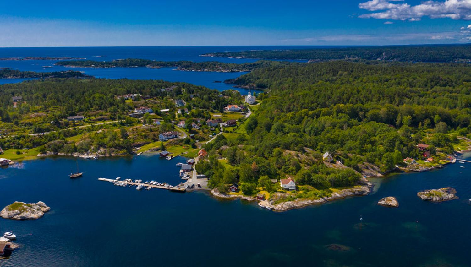 Kragerø_sommer_Fokus-Foto_dronebilde-av-Skåtøy_1000x669