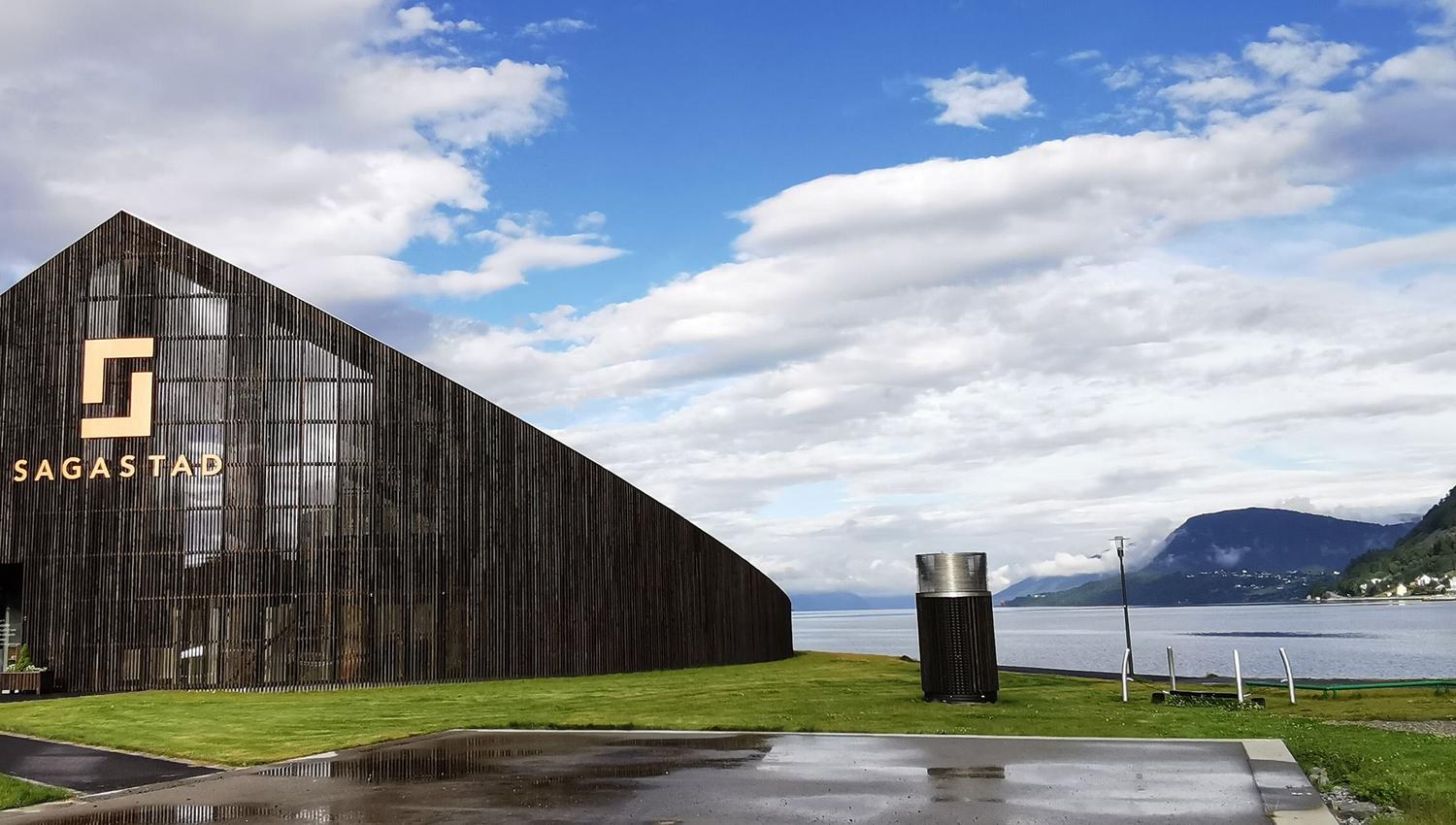 Sagastad Viking Center surrounded by fjord and mountains in Nordfjordeid.