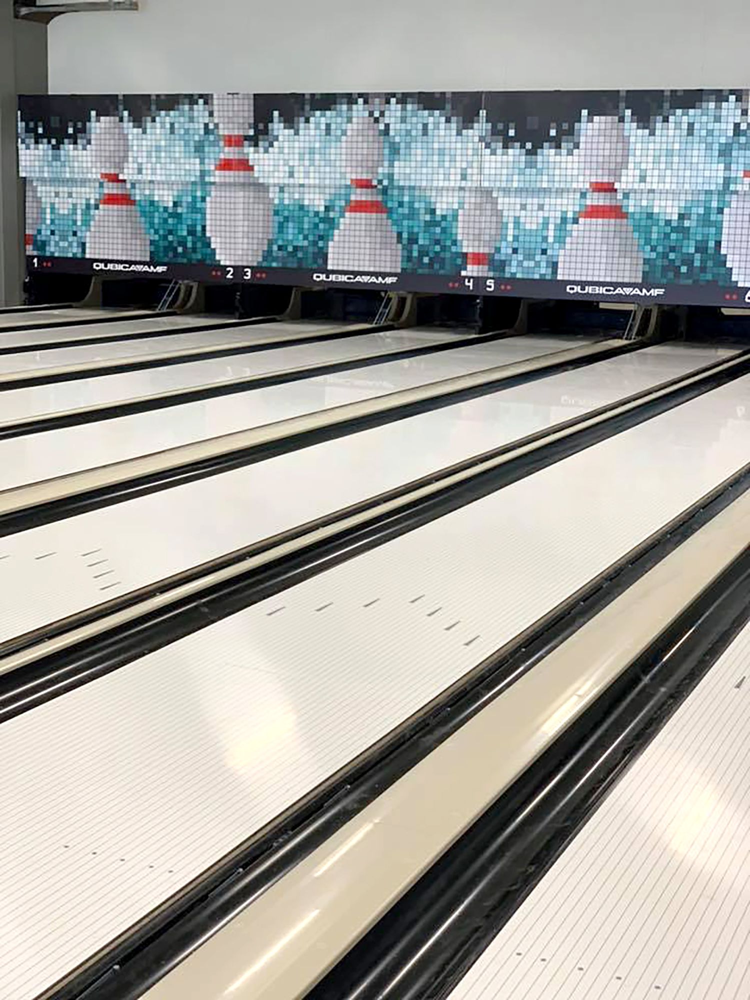 8 bowlingbaner på Lykkeland Steinkjer Bowling