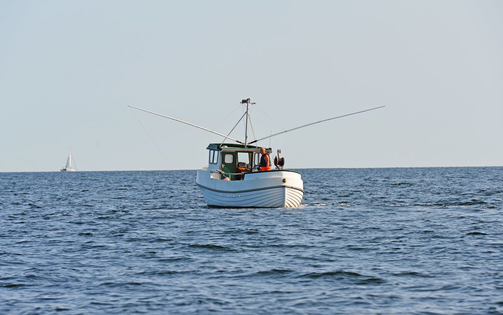 Mackerel fishing outside Stråholmsteinen