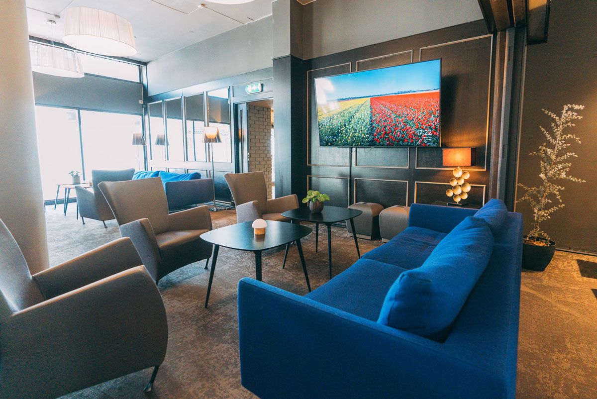 lounge at Hotel Vic