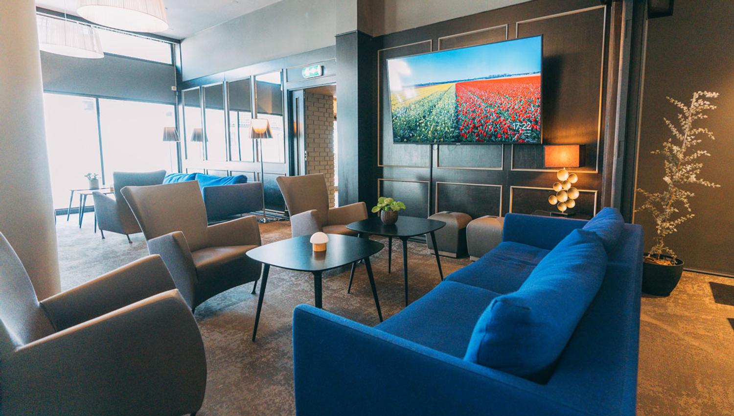 lounge at Hotel Vic