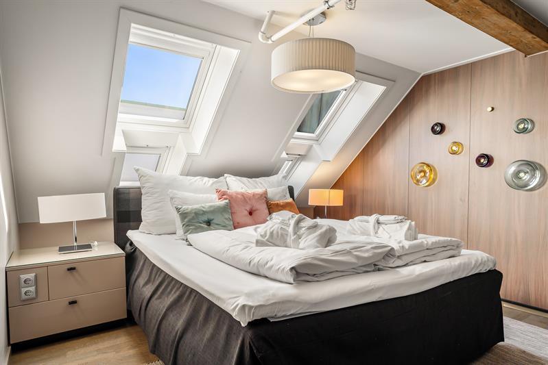 Suite bedroom